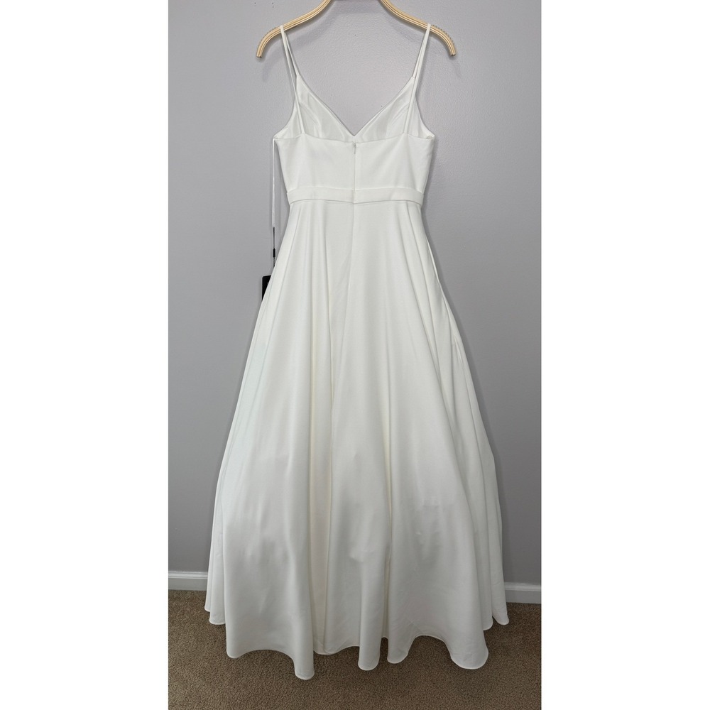 IEENA for Mac Duggal A-Line V-Neck Ball Gown Size 4 White Bridal Wedding Formal - Picture 7 of 15
